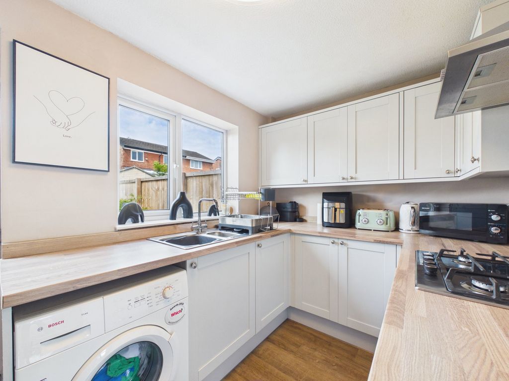 Property photo 2 of 37