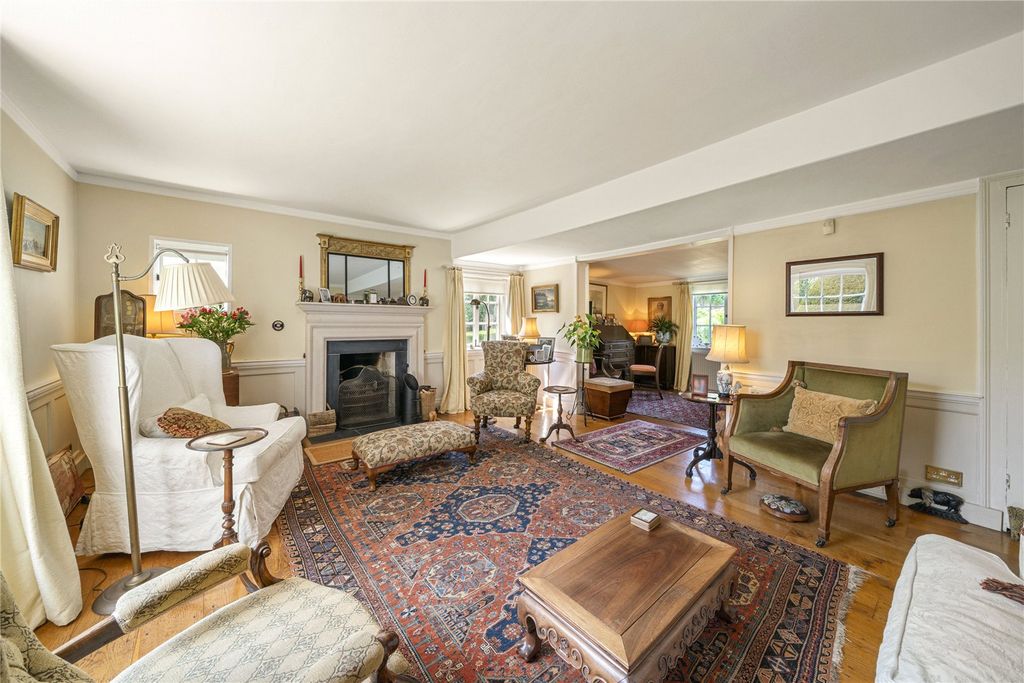 Property photo 2 of 18 Drawing Room
