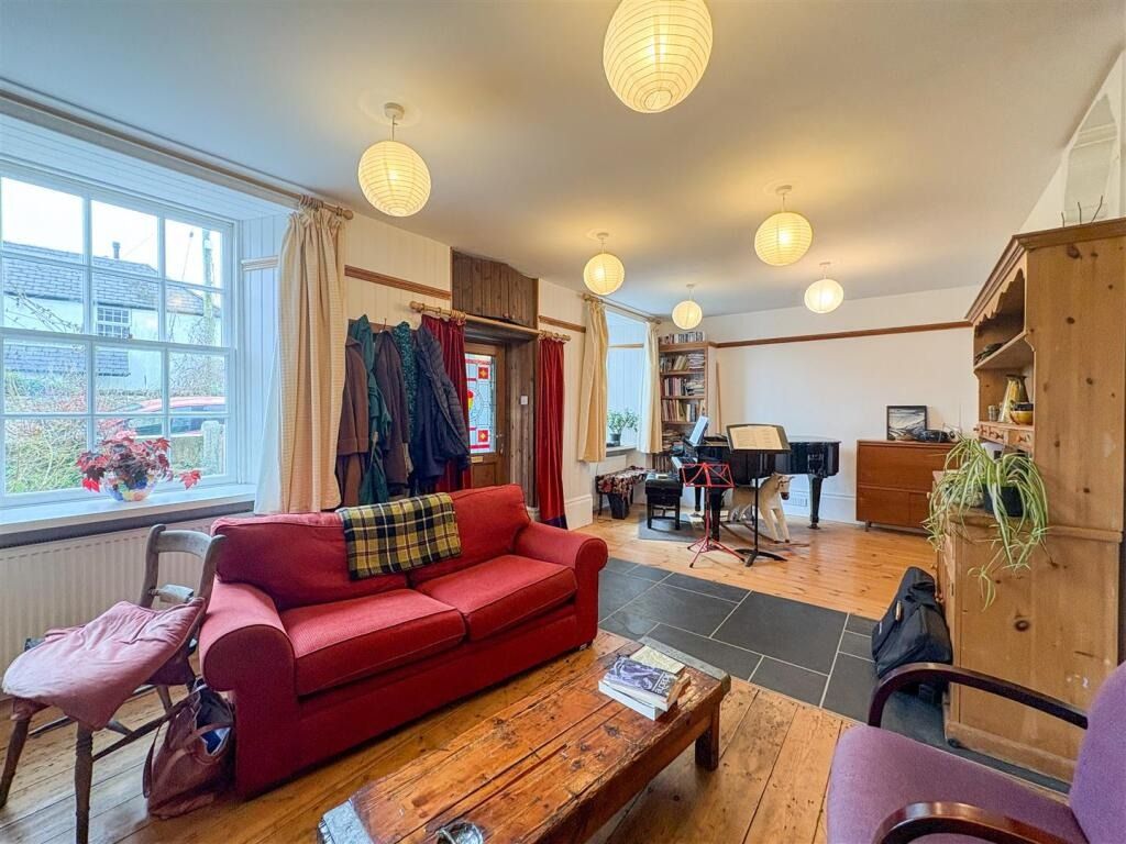 Property photo 2 of 29 4860651