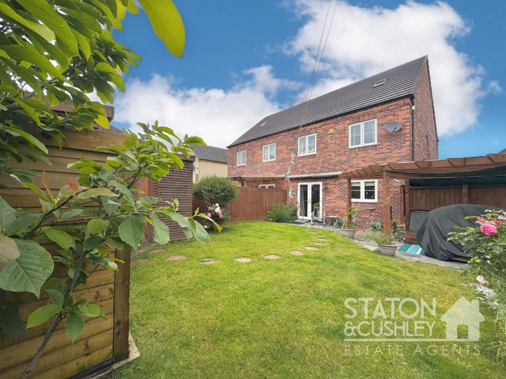 Property photo 2 of 33
