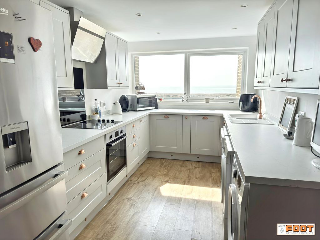 Property photo 3 of 22 Photo 10