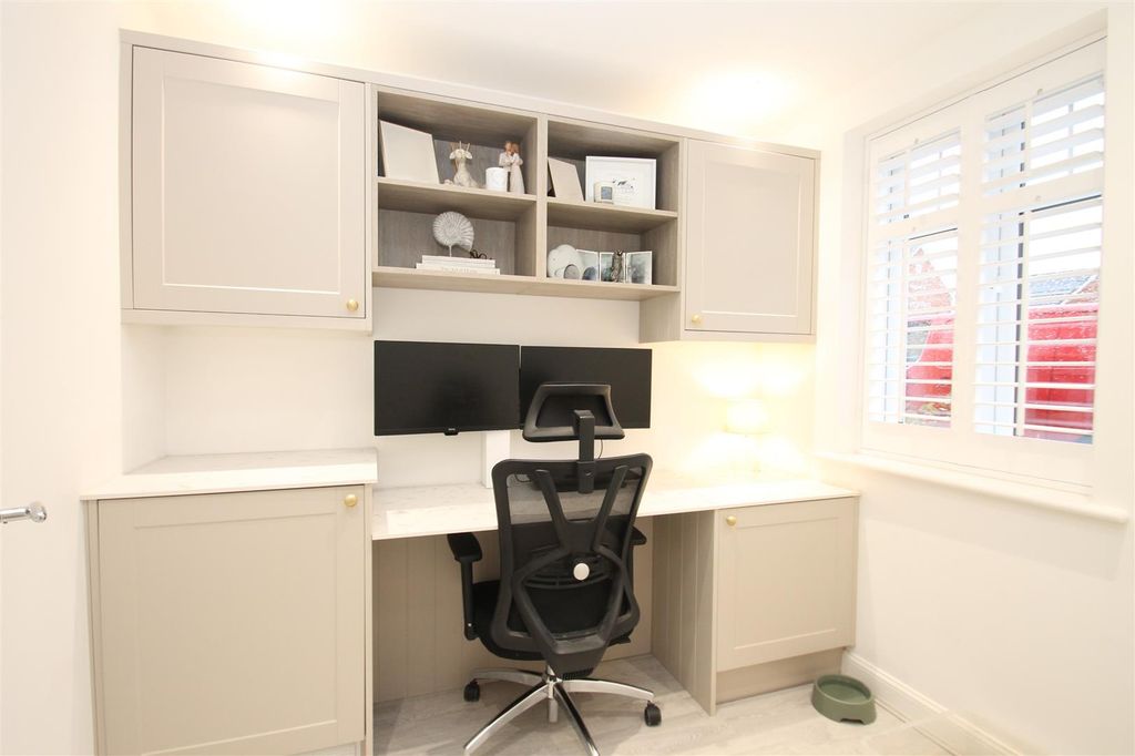 Property photo 3 of 14 Img_0176.Jpg