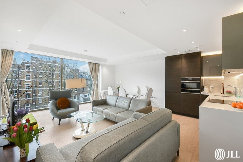 Property photo 2 of 8 11