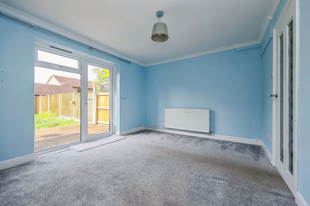 Property photo 3 of 15