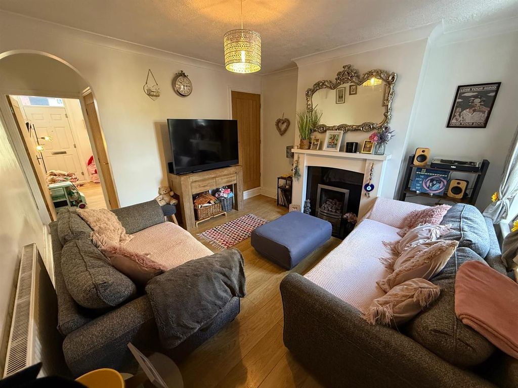 Property photo 3 of 15