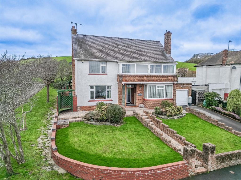 Property photo 1 of 39 Front