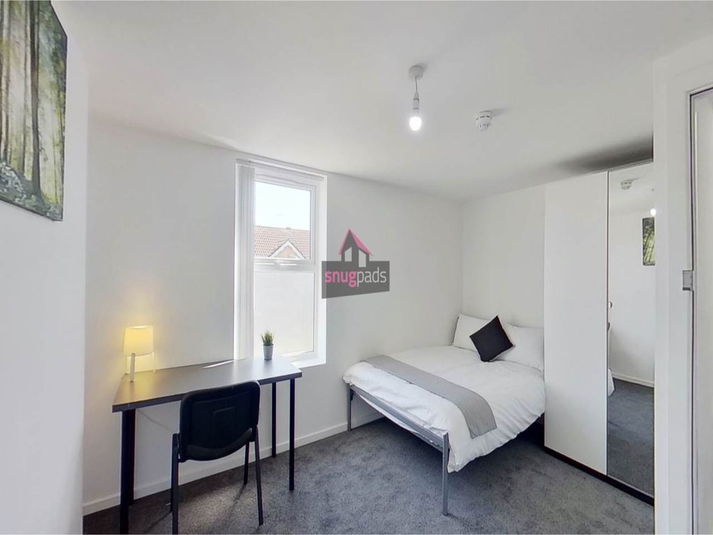 Property photo 3 of 10 R3