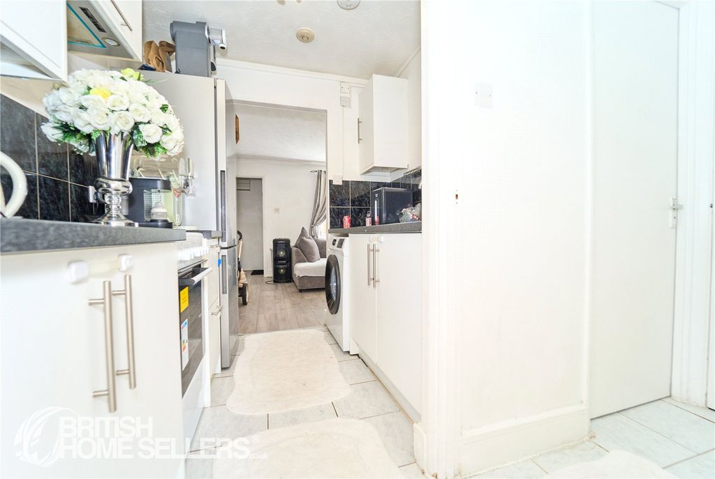 Property photo 2 of 10 Picture No. 07
