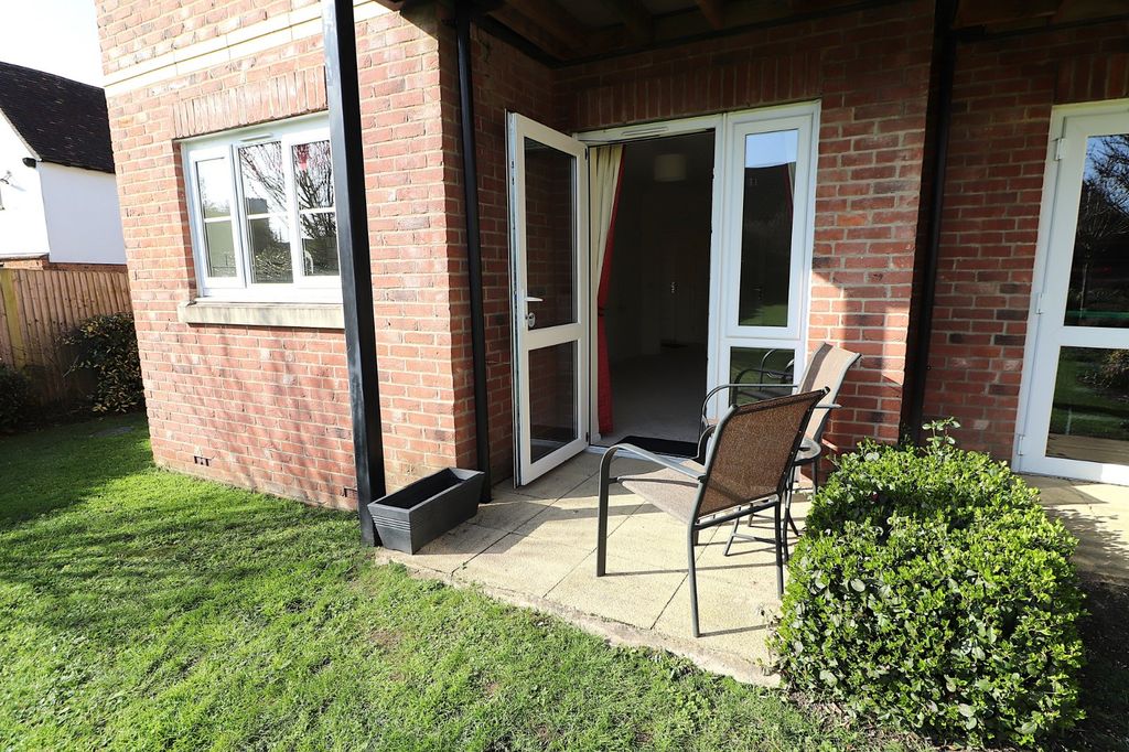 Property photo 2 of 17 Picture No. 31