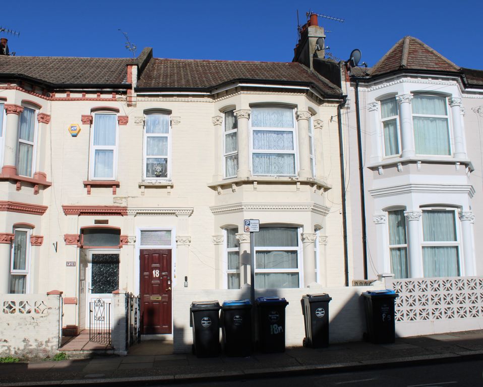 Property photo 1 of 9