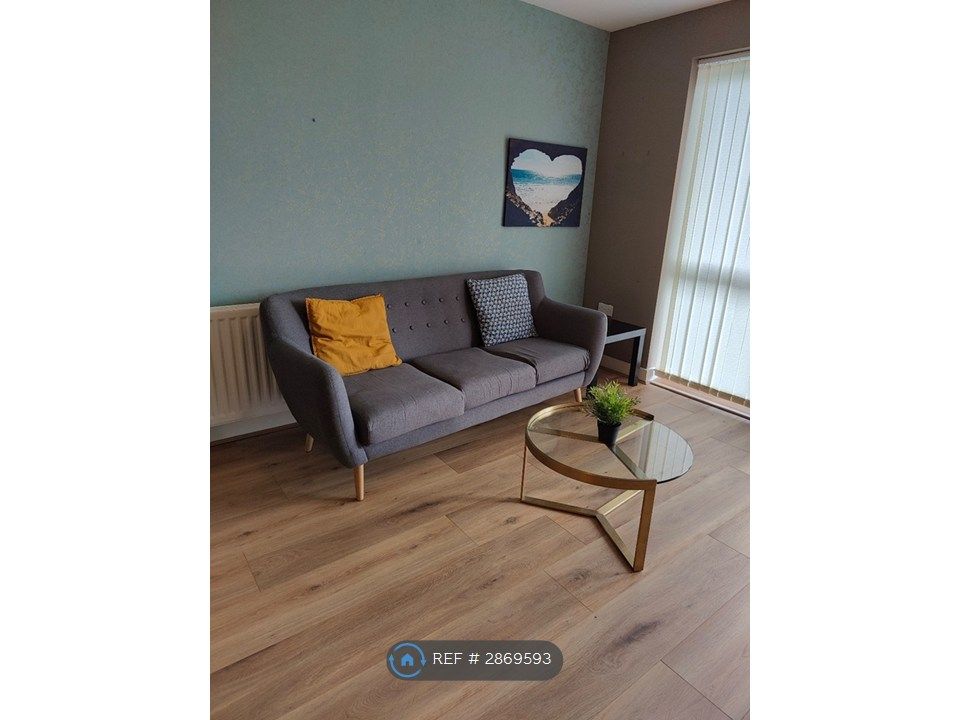 Property photo 1 of 32