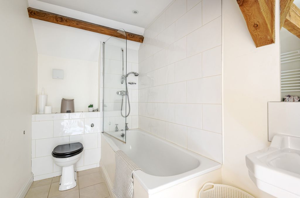 Additional image 10 of 4 bed detached house to rentDoughton, Tetbury GL8