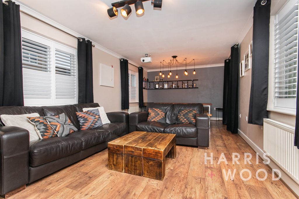 Property photo 3 of 35 4669454