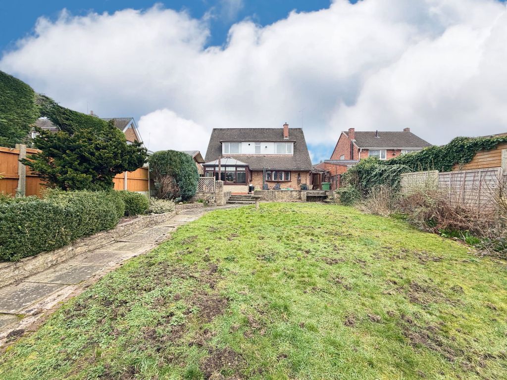 Property photo 2 of 31