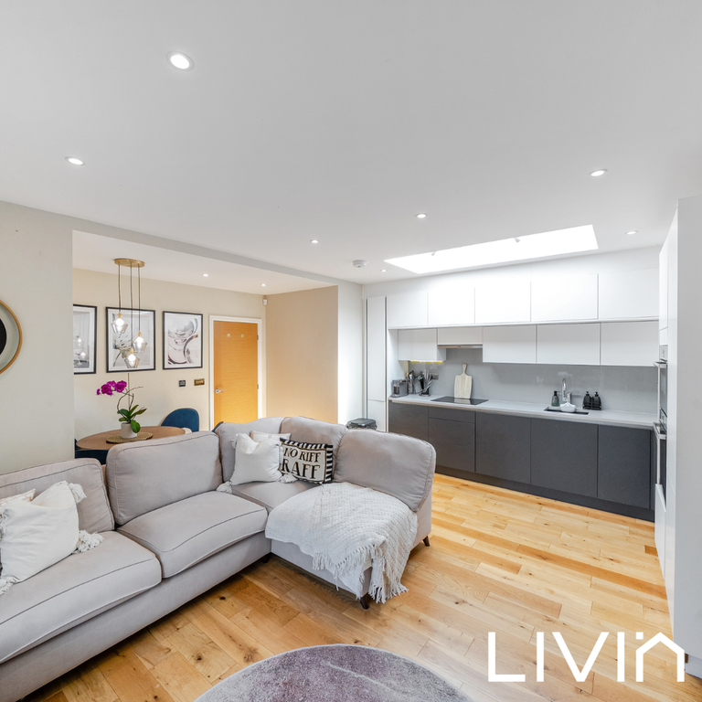 Property photo 2 of 15 13