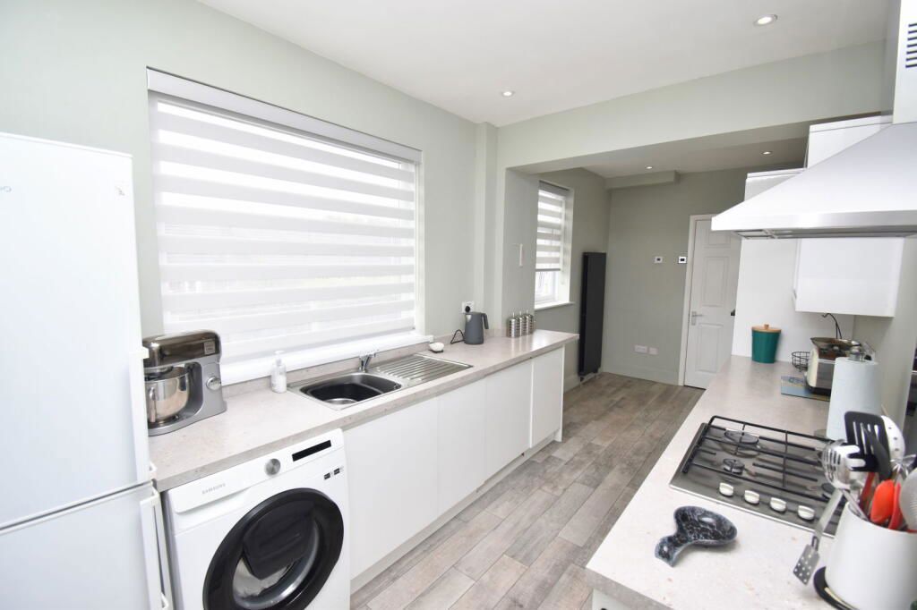 Property photo 3 of 23