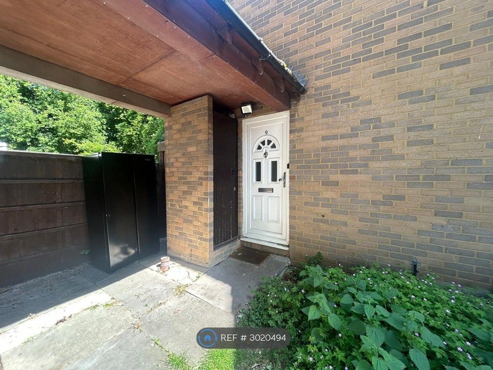 Property photo 2 of 21