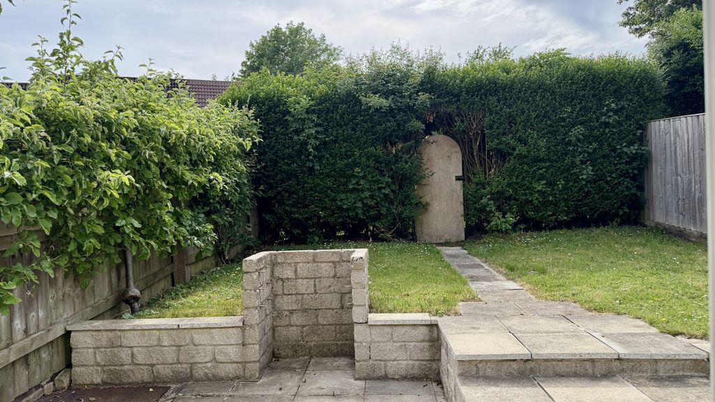 Property photo 3 of 17 Img_4351