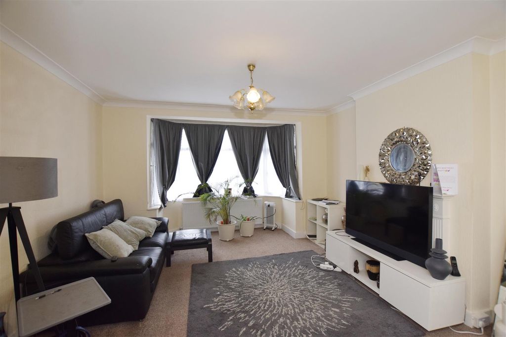 Property photo 3 of 15 Recep 1.Jpg