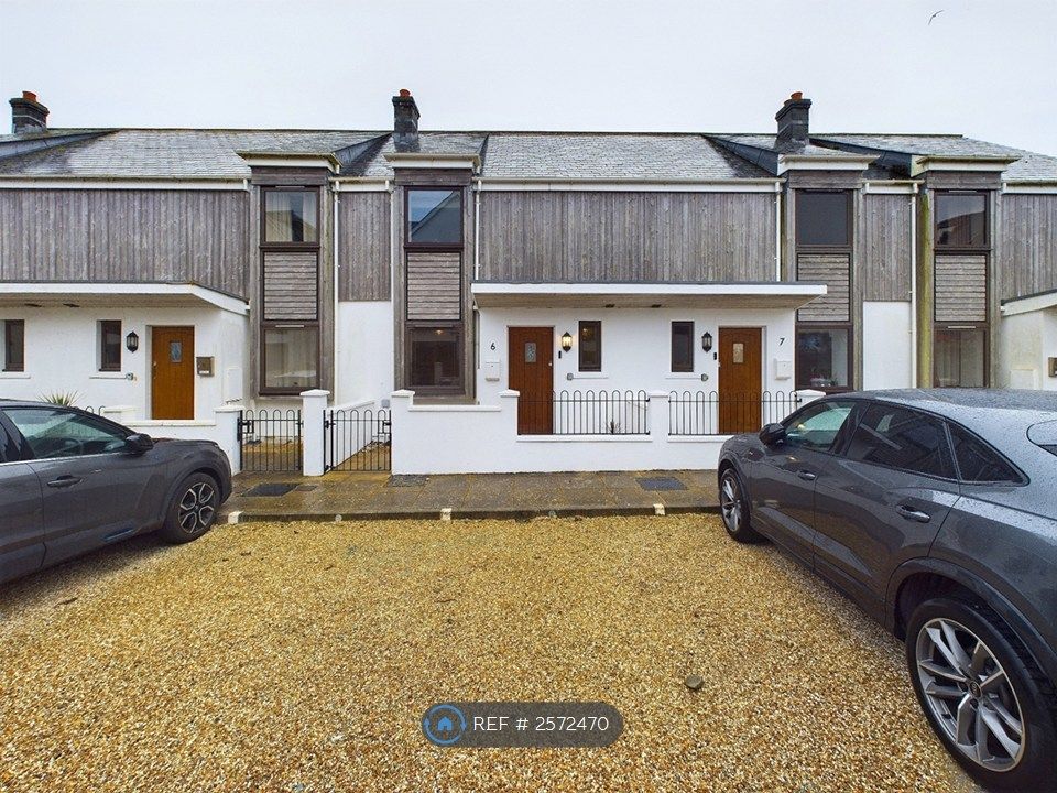 Property photo 1 of 34