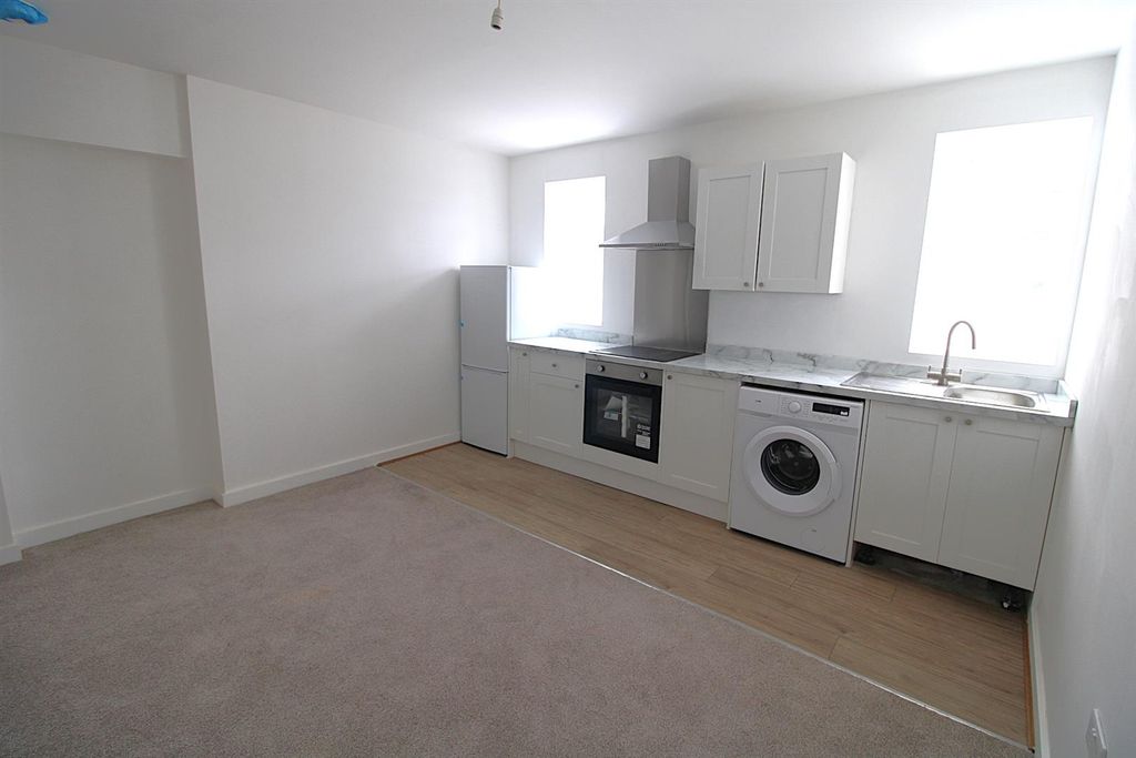 Property photo 2 of 12 Img_1698.Jpg