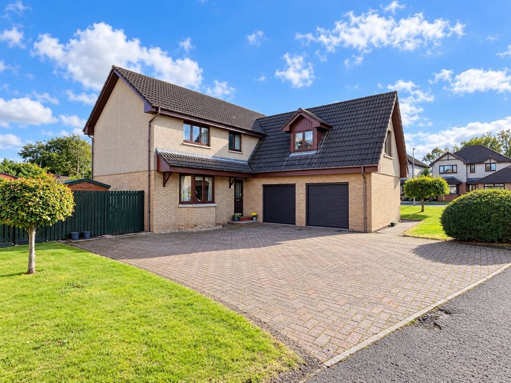 Property photo 1 of 35
