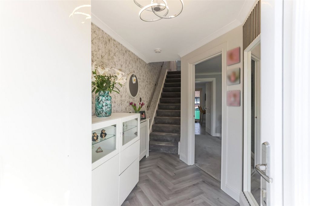 Property photo 2 of 21 Picture No. 02