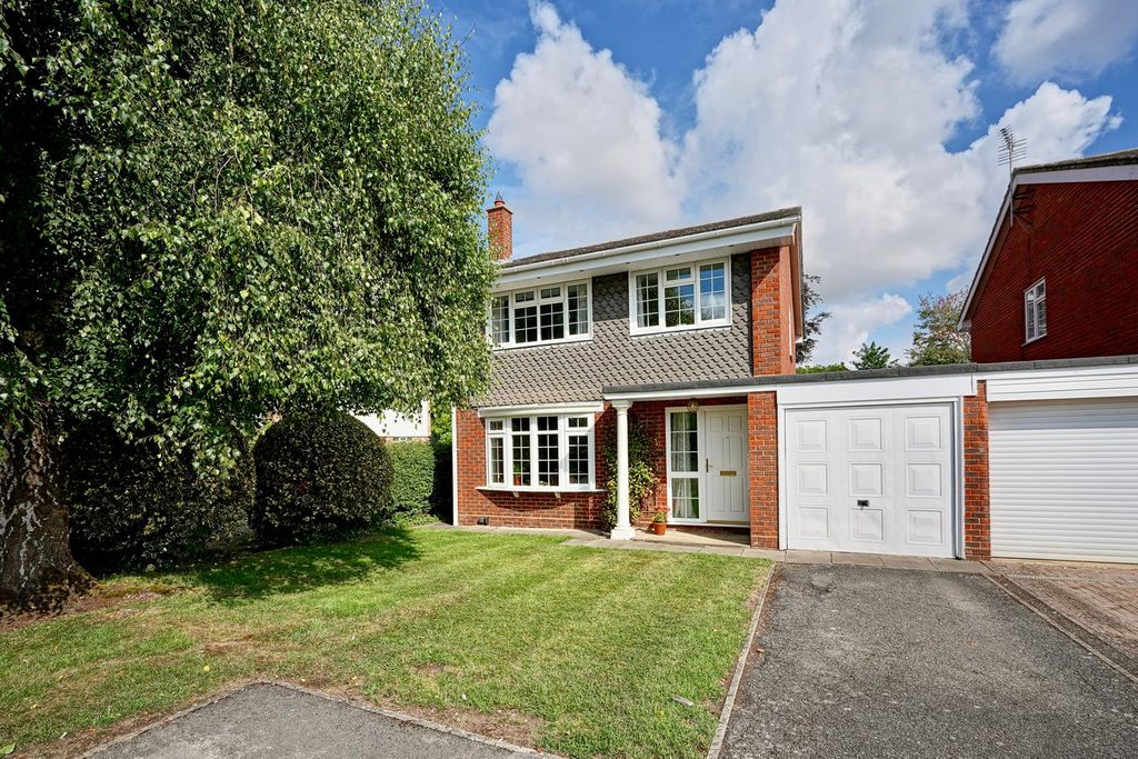Property photo 1 of 17
