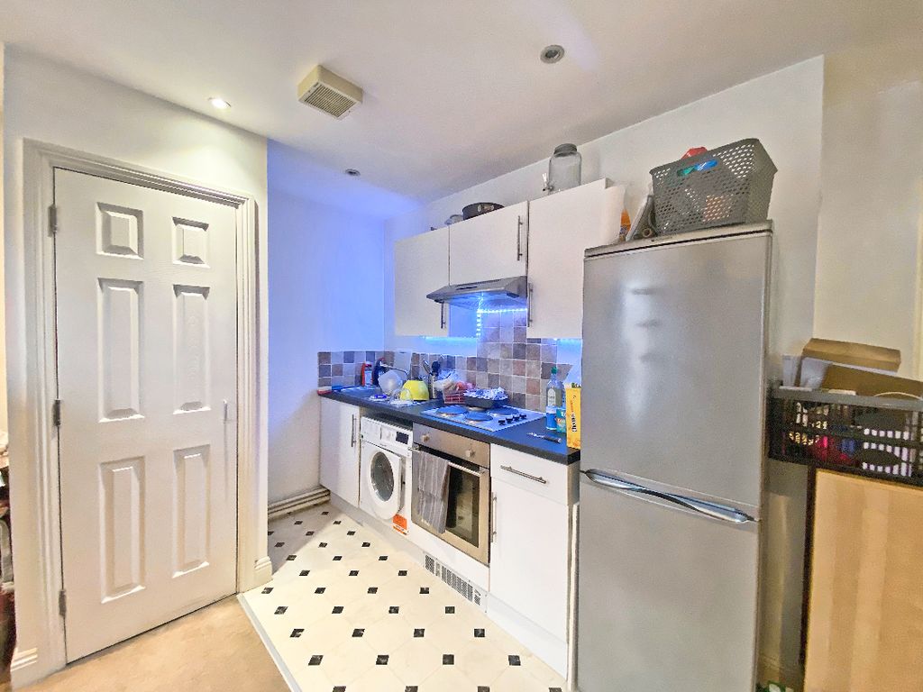 Property photo 2 of 7 2