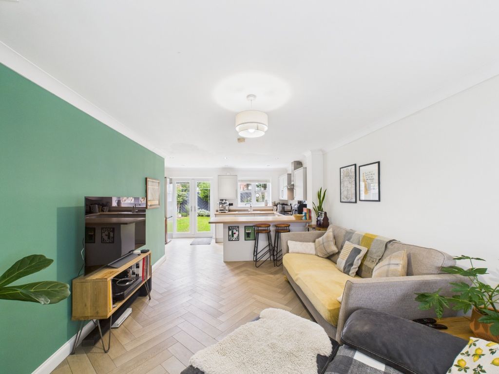 Property photo 3 of 10 4559167