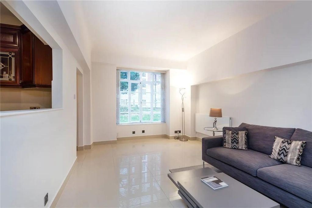 Property photo 1 of 10 c01Jtv4T.Png