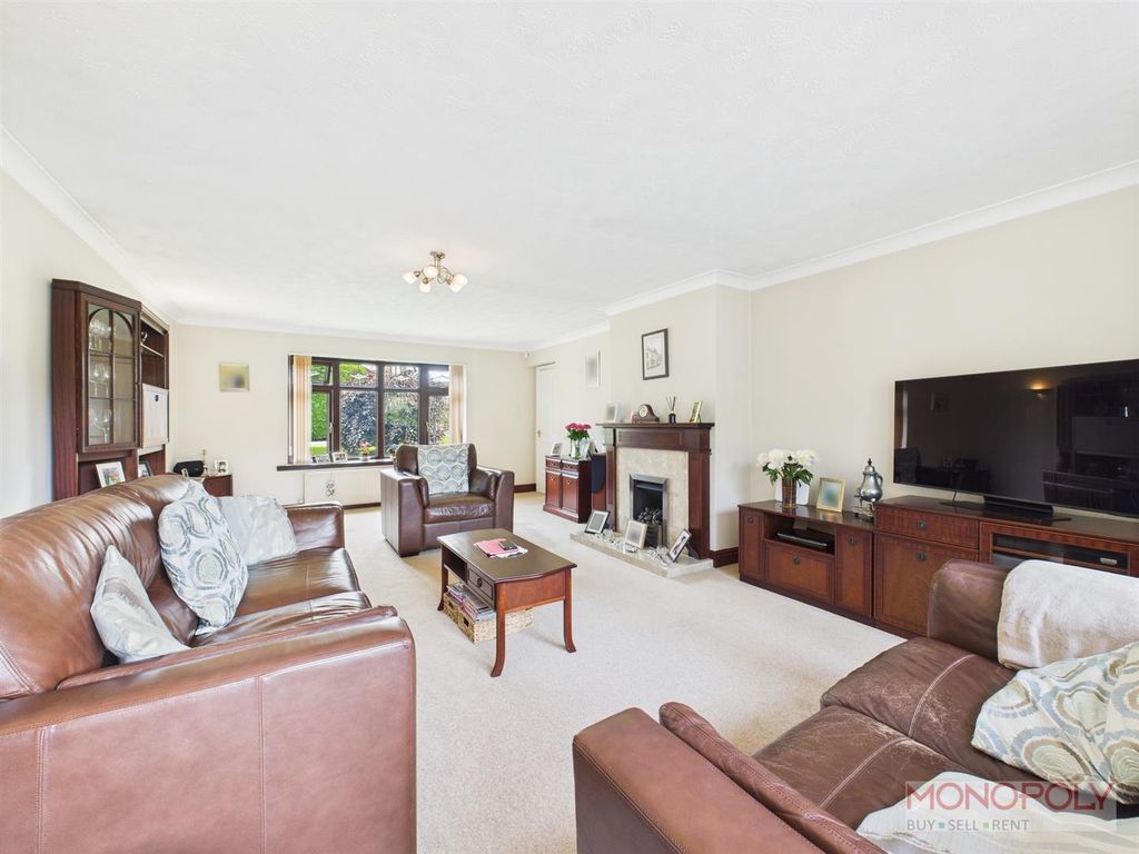Property photo 3 of 30 Cam04439G0-Pr0076-Still004.Jpg