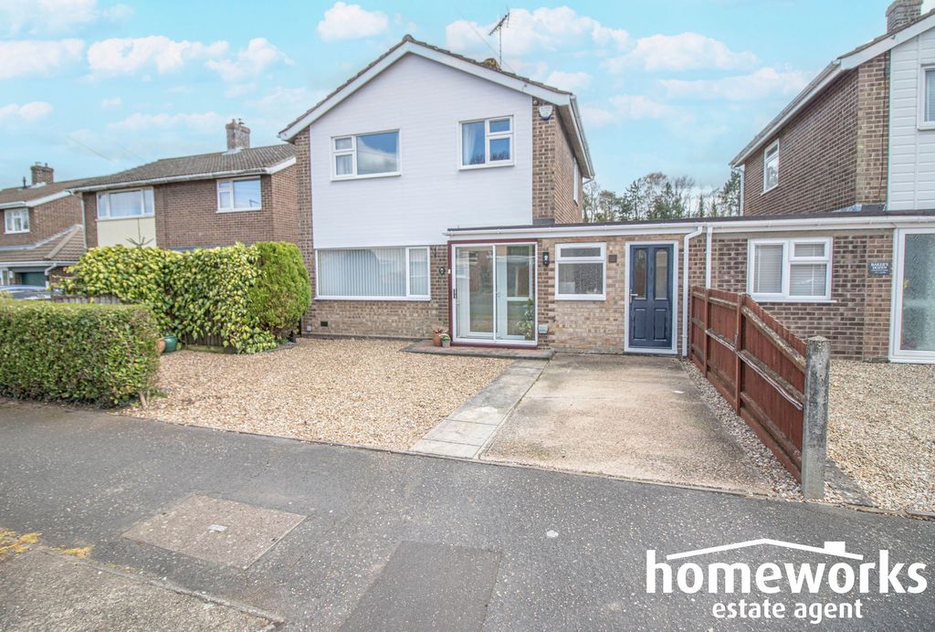 Property photo 2 of 25