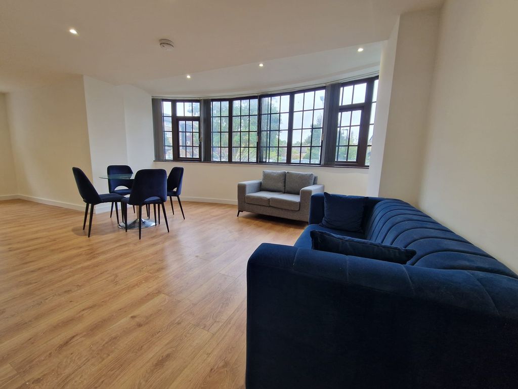 Property photo 3 of 7