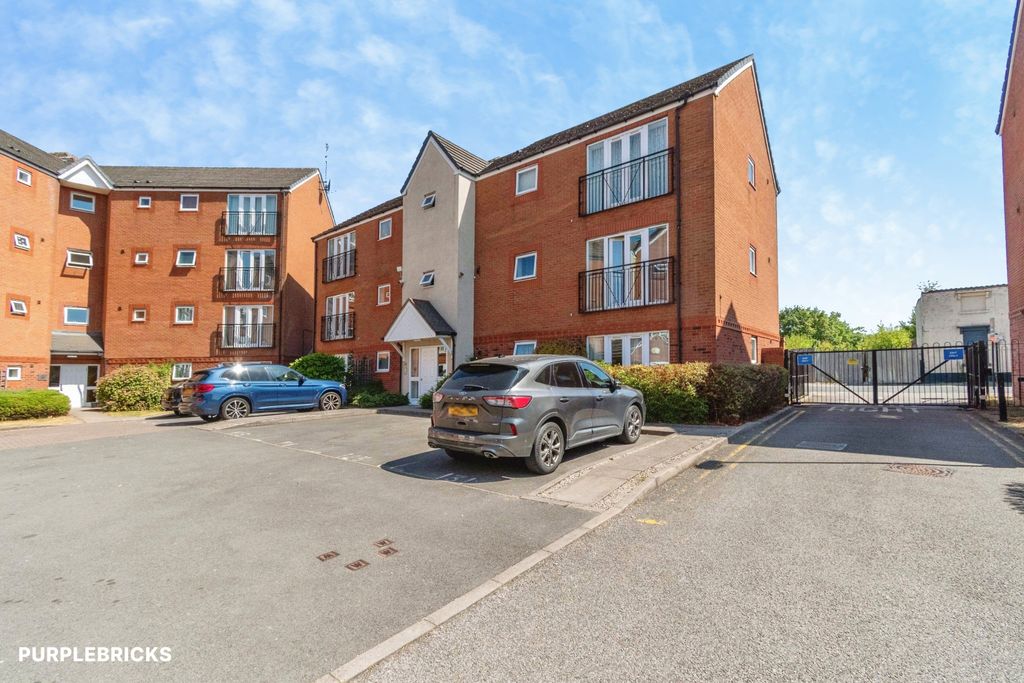 Property photo 2 of 16 Allocated Parking