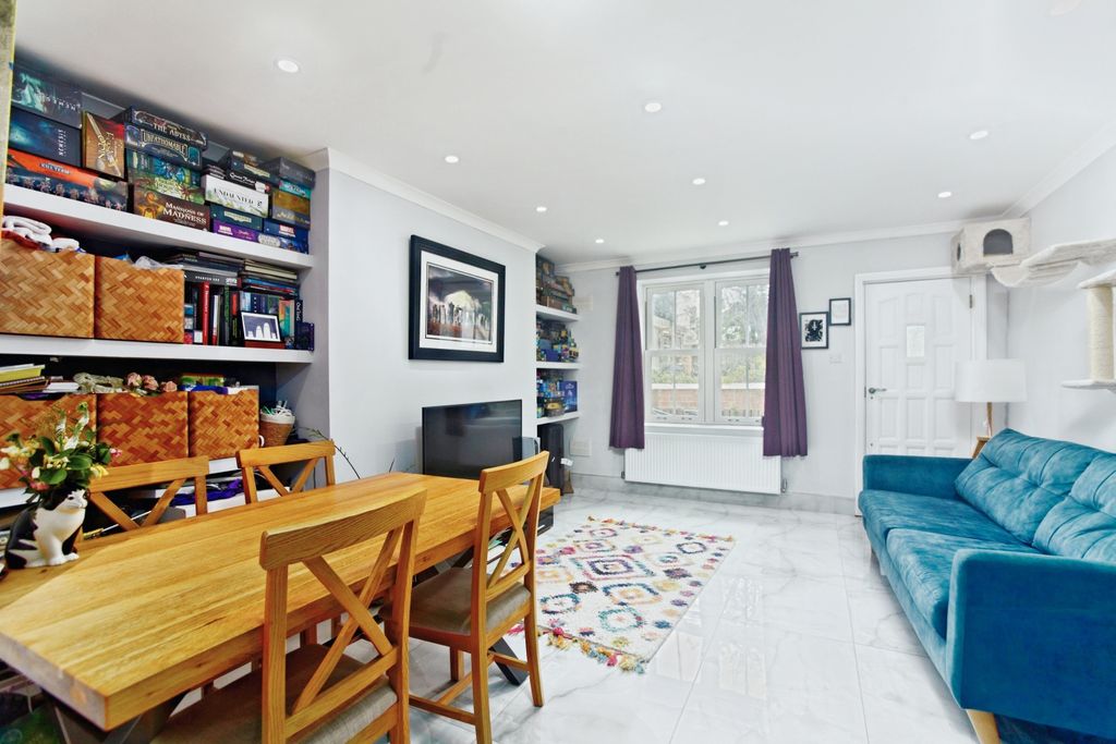 Property photo 2 of 18 Open Plan Living