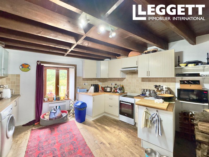 Property photo 3 of 10