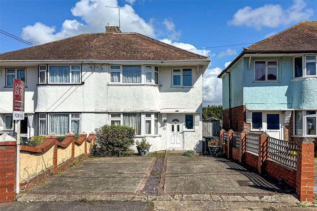 Property photo 1 of 16 Picture No. 05