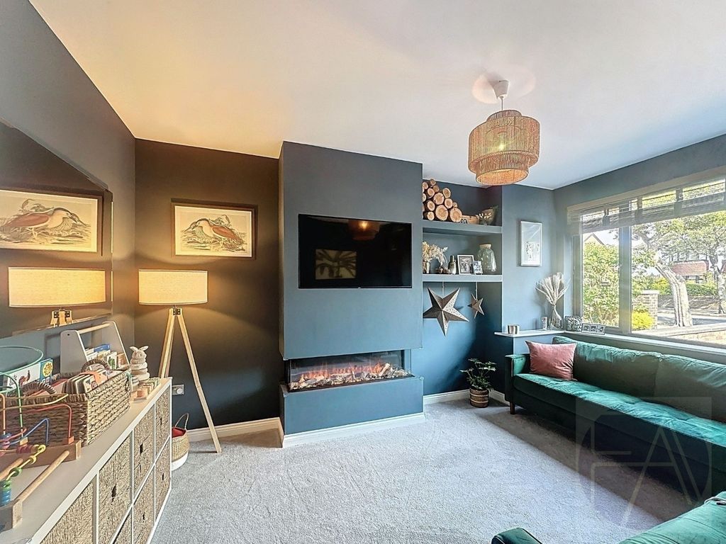Property photo 3 of 29 4404563