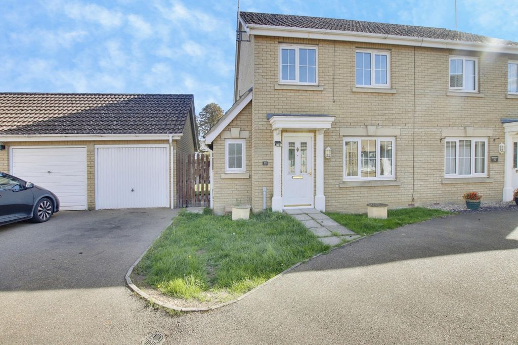 Property photo 1 of 12