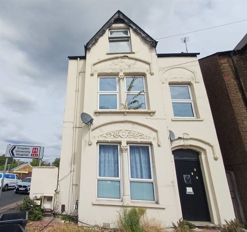 Property photo 1 of 1