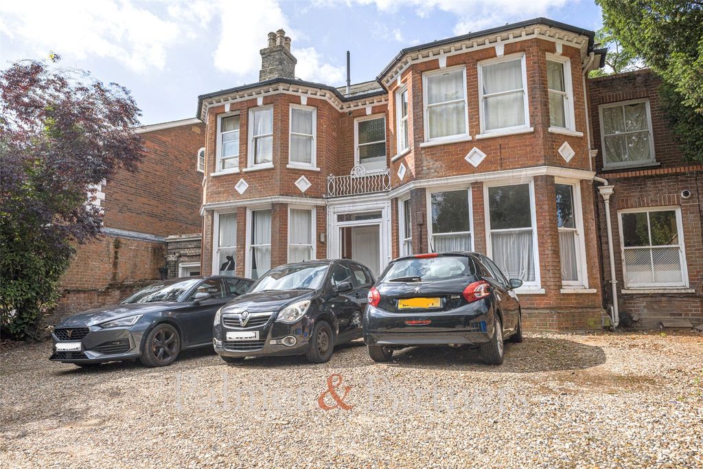 Property photo 1 of 8 Picture No. 14