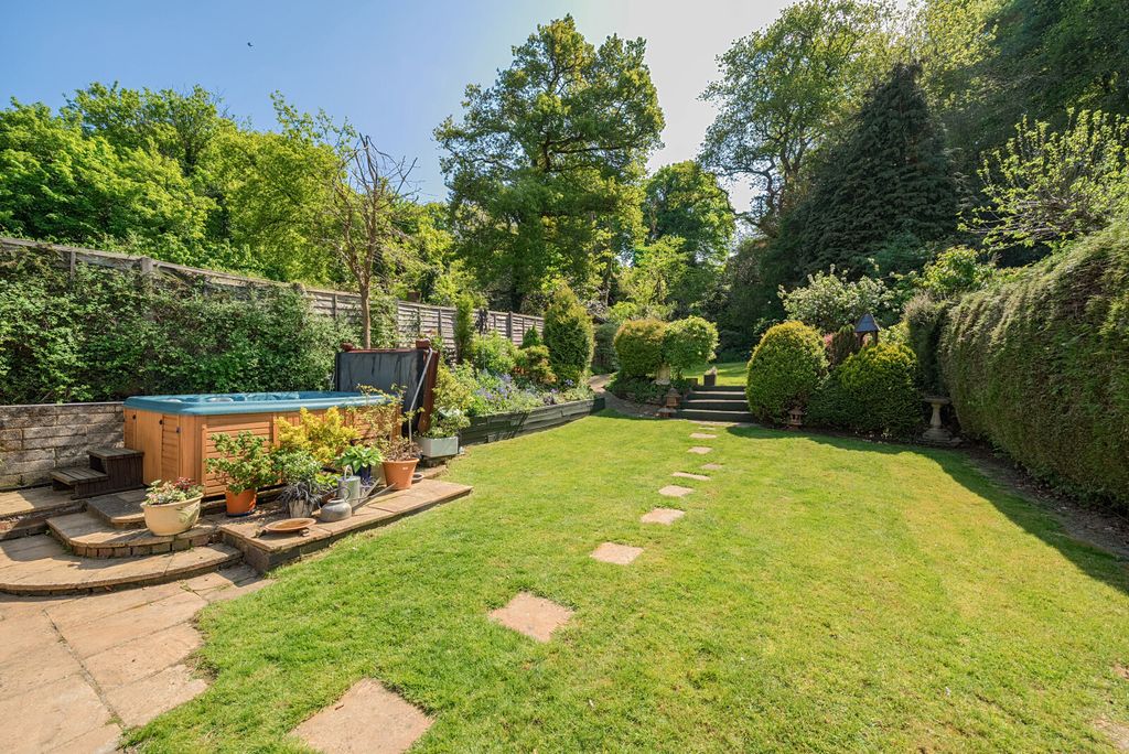 Property photo 2 of 21 1448131-4-69Ef67c...