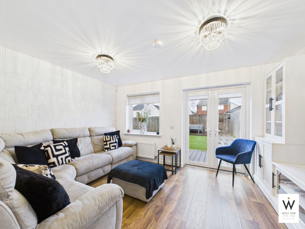 Property photo 2 of 26