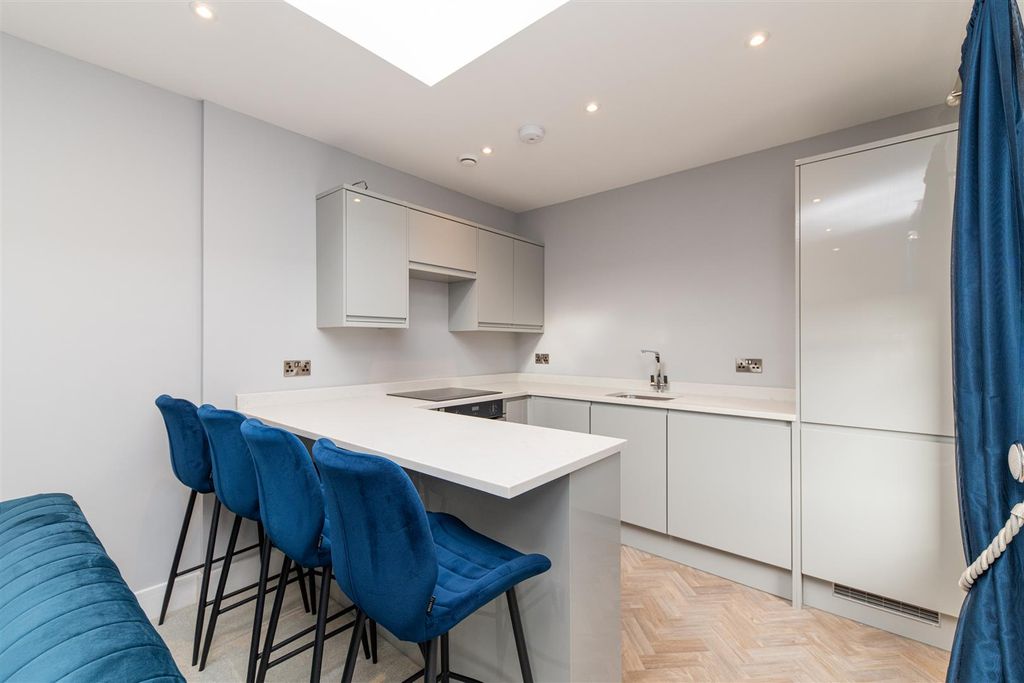 Property photo 3 of 18 Edit-9707.Jpg