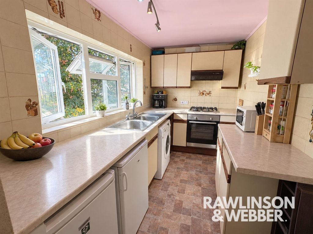 Property photo 2 of 6 67d7925d-930c-487E-ba70-Ede5B6696Cff.Jpg