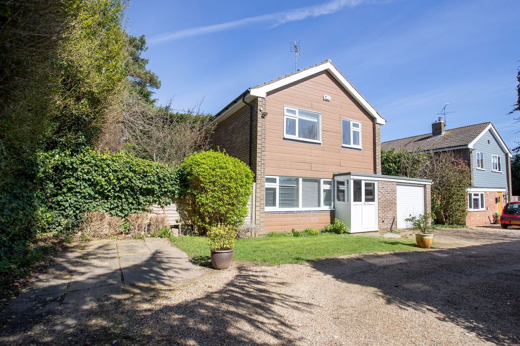 Property photo 1 of 16