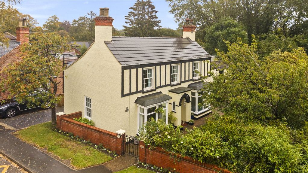 Property photo 1 of 49 Picture No. 53