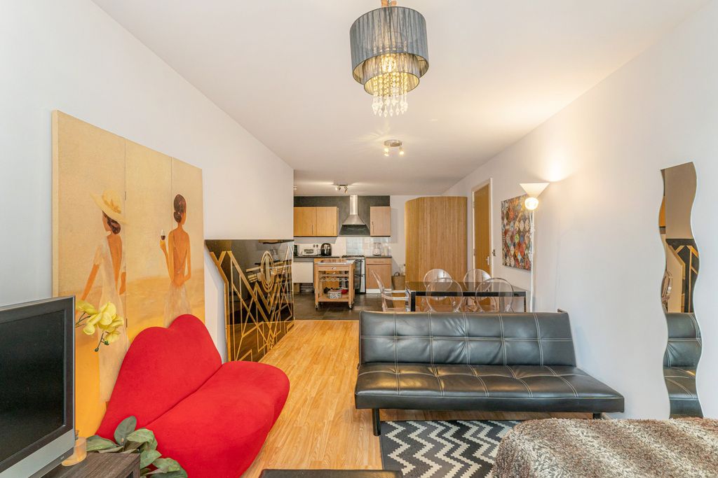 Property photo 3 of 12