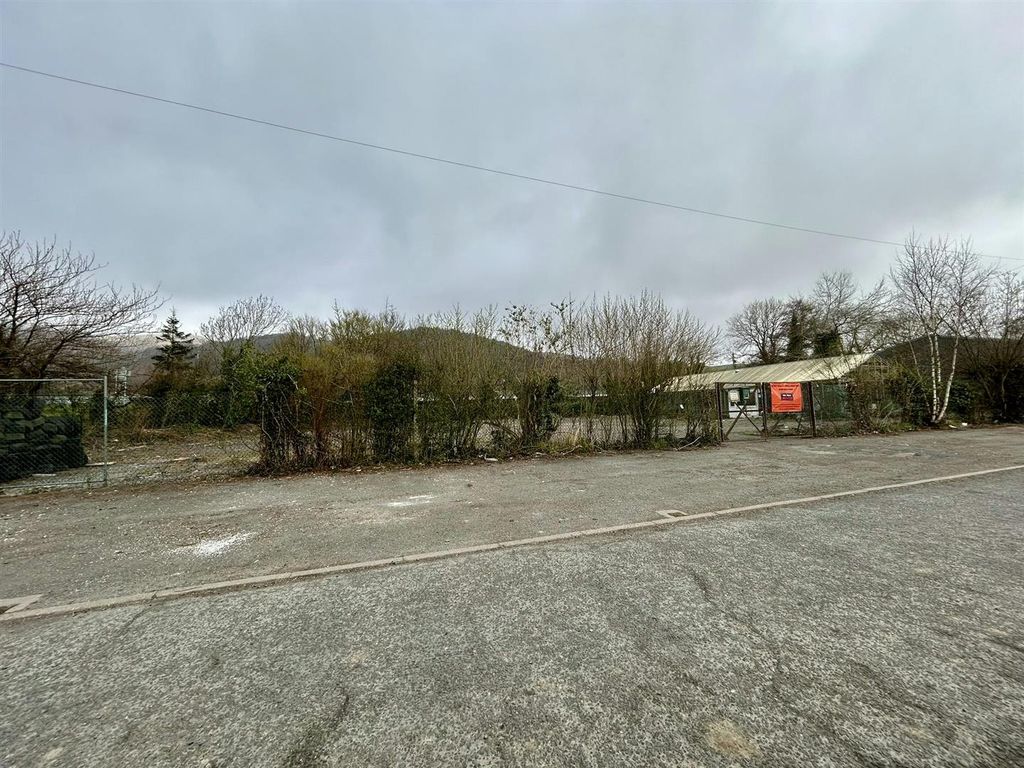 Property photo 1 of 12 1